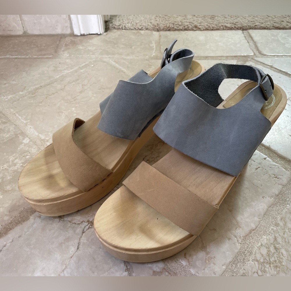 No. 6 color block heel
